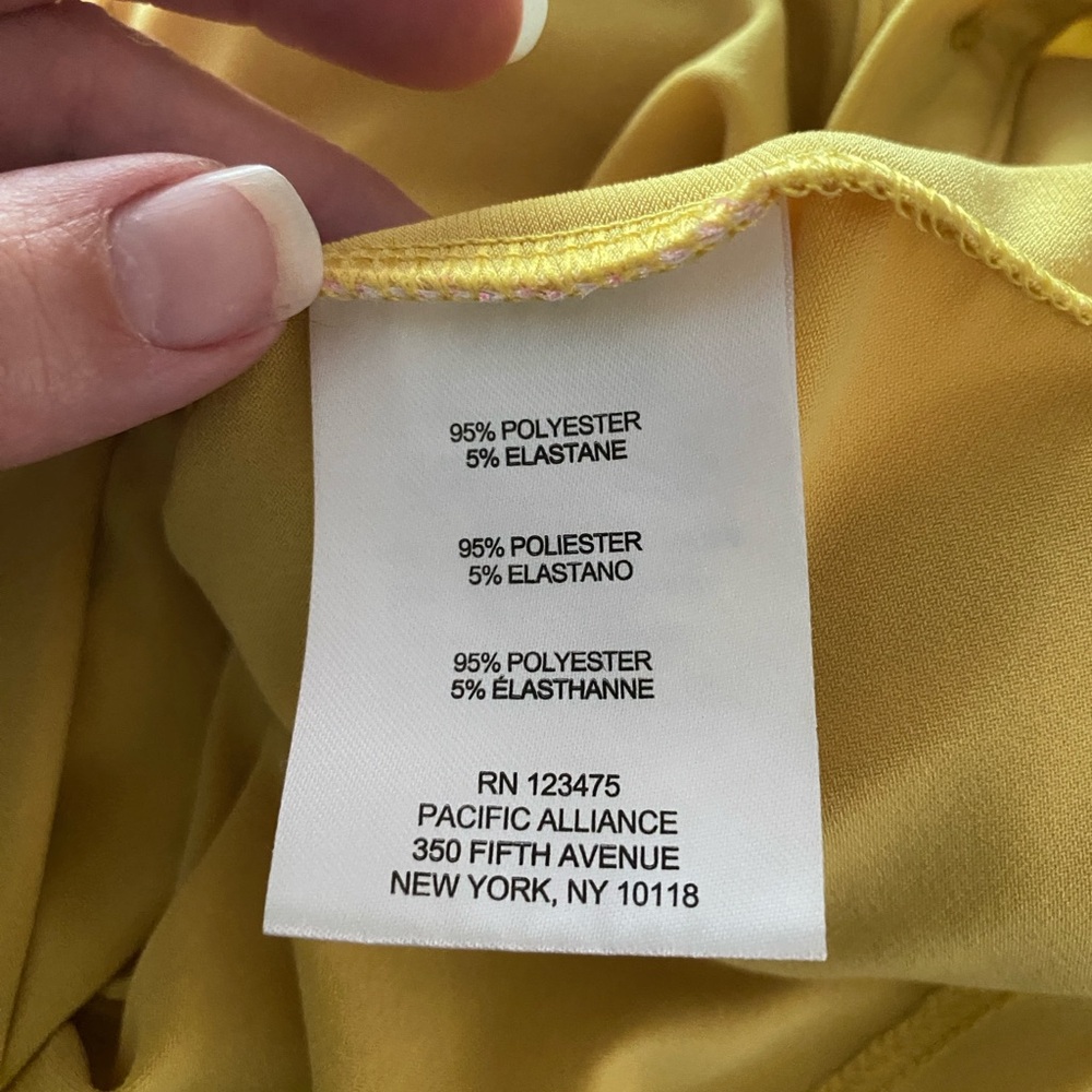 Ellen Tracy Yellow Relaxed Mandarin Collar Top - Picture 3 of 3